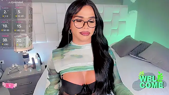 Franciis 4u online show from 3, 2, 2026