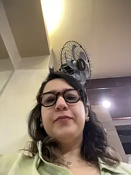 amooraaamoon online show from 6, 7, 2026