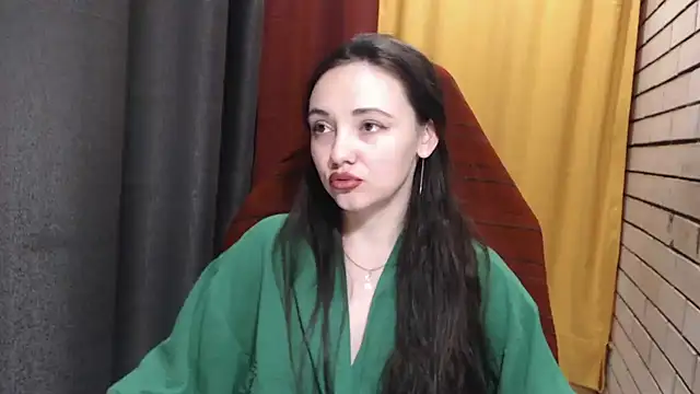 Snapshot of StacyMind chatting on 10, 4, 2026 StacyMind online show from 10, 4, 2026