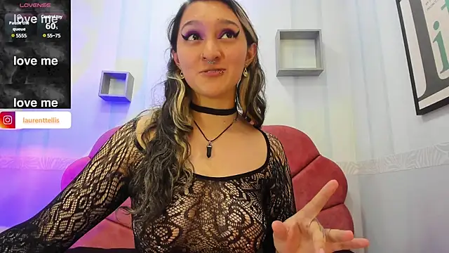 Snapshot of Laurent_elis chatting on 4, 3, 2025 Laurent elis online show from 4, 3, 2025