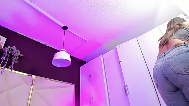 April bowie online show from 7, 11, 2025