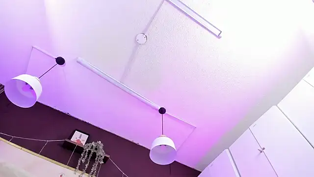 April bowie online show from 21, 12, 2025