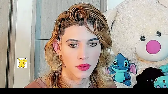 Snapshot of honey_skin chatting on 3, 1, 2025 honey skin online show from 3, 1, 2025