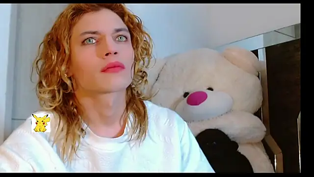 Snapshot of honey_skin chatting on 20, 3, 2025 honey skin online show from 20, 3, 2025