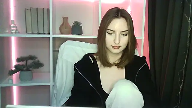 X Alisa online show from 20, 2, 2025