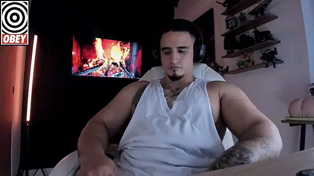 kingbear777 online show from 6, 11, 2025