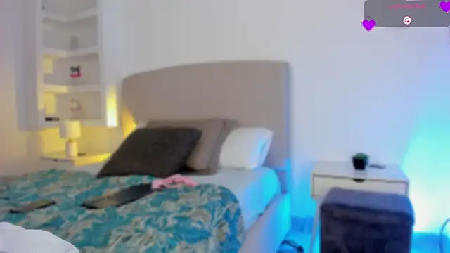 Ammy xx online show from 3, 10, 2025