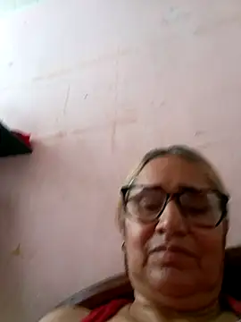 Snapshot of _candi chatting on 17, 10, 2025 candi online show from 17, 10, 2025