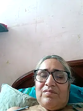 Snapshot of _candi chatting on 23, 10, 2025 candi online show from 23, 10, 2025