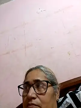 Snapshot of _candi chatting on 25, 10, 2025 candi online show from 25, 10, 2025