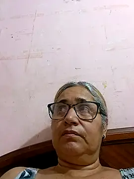 Snapshot of _candi chatting on 28, 10, 2025 candi online show from 28, 10, 2025