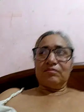 Snapshot of _candi chatting on 31, 10, 2025 candi online show from 31, 10, 2025