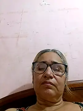 Snapshot of _candi chatting on 21, 11, 2025 candi online show from 21, 11, 2025