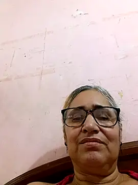 Snapshot of _candi chatting on 3, 12, 2025 candi online show from 3, 12, 2025