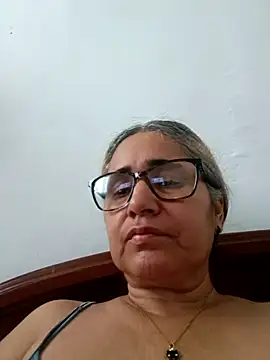 Snapshot of _candi chatting on 17, 12, 2025 candi online show from 17, 12, 2025