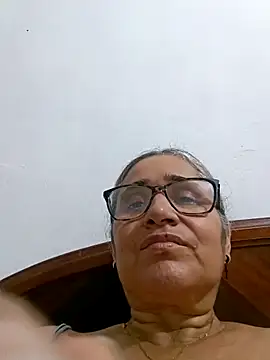 Snapshot of _candi chatting on 18, 12, 2025 candi online show from 18, 12, 2025