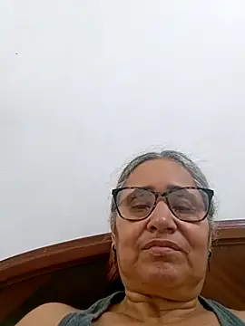 Snapshot of _candi chatting on 2, 2, 2026 candi online show from 2, 2, 2026