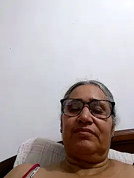 Snapshot of _candi chatting on 8, 3, 2026 candi online show from 8, 3, 2026