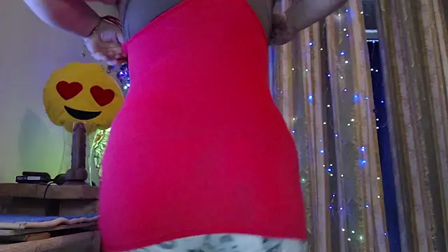 Snapshot of amorelara chatting on 28, 2, 2026 amorelara online show from 28, 2, 2026