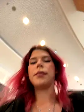 RiriRoseey online show from 13, 11, 2025