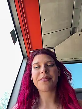 RiriRoseey online show from 28, 7, 2026