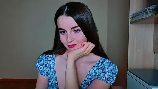 Miss Arwen online show from 9, 2, 2025