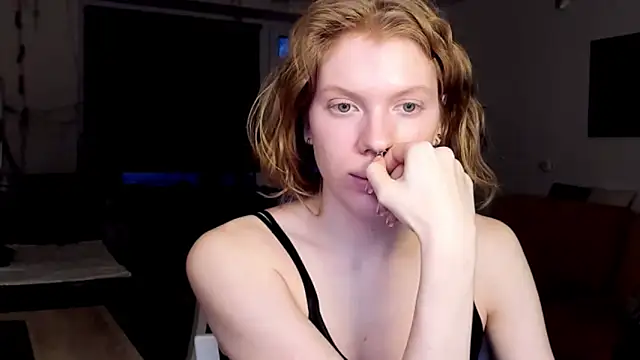 StellaDavis online show from 21, 2, 2025