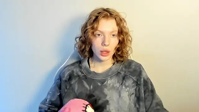 Snapshot of StellaDavis chatting on 19, 12, 2025 StellaDavis online show from 19, 12, 2025