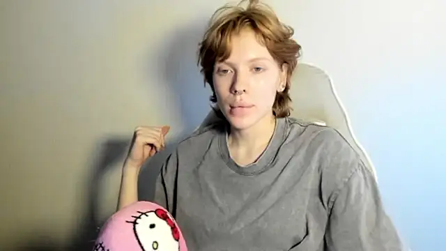 Snapshot of StellaDavis chatting on 22, 12, 2025 StellaDavis online show from 22, 12, 2025