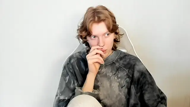 Snapshot of StellaDavis chatting on 28, 2, 2026 StellaDavis online show from 28, 2, 2026