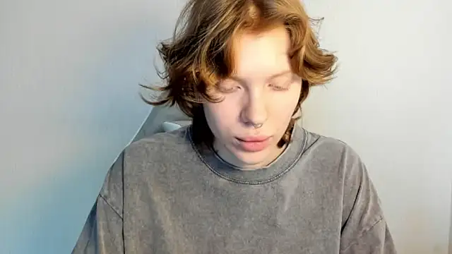 Snapshot of StellaDavis chatting on 4, 3, 2026 StellaDavis online show from 4, 3, 2026