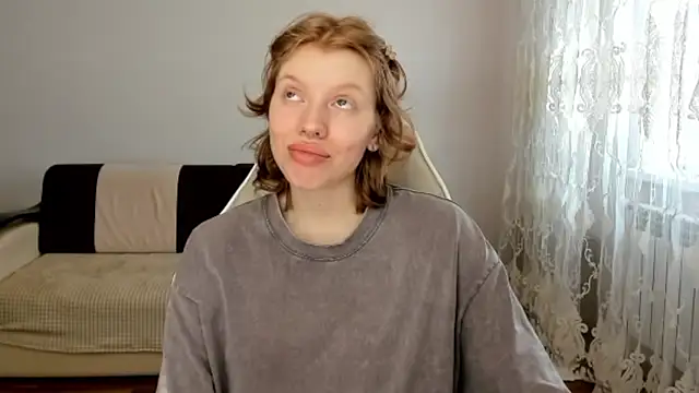 Snapshot of StellaDavis chatting on 14, 4, 2026 StellaDavis online show from 14, 4, 2026