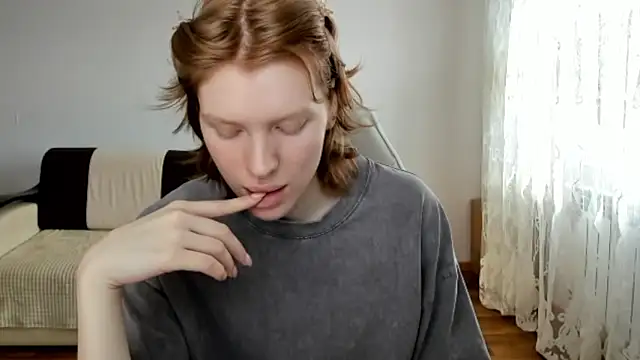 Snapshot of StellaDavis chatting on 18, 4, 2026 StellaDavis online show from 18, 4, 2026