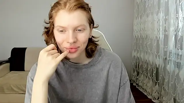 Snapshot of StellaDavis chatting on 8, 5, 2026 StellaDavis online show from 8, 5, 2026