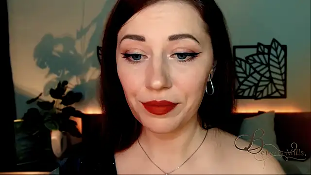 Snapshot of MissBeverlyMills chatting on 6, 12, 2024 MissBeverlyMills online show from 6, 12, 2024