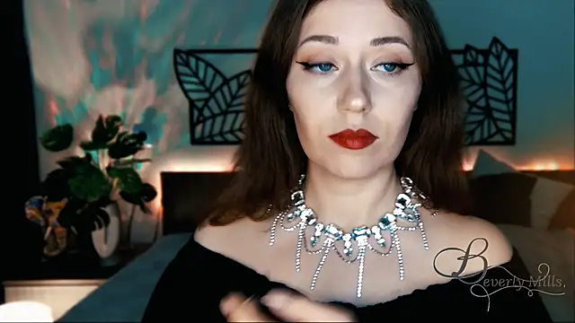 Snapshot of MissBeverlyMills chatting on 11, 1, 2025 MissBeverlyMills online show from 11, 1, 2025