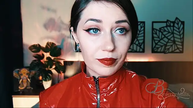 Snapshot of MissBeverlyMills chatting on 15, 2, 2025 MissBeverlyMills online show from 15, 2, 2025