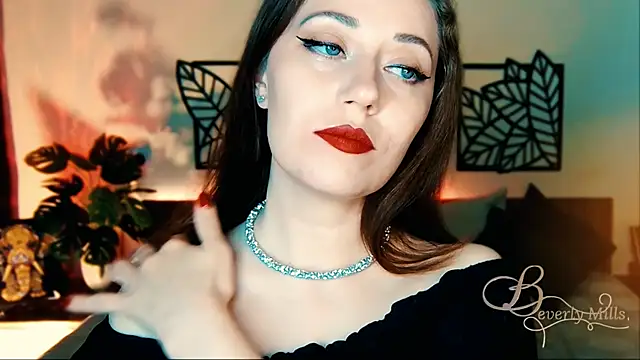 Snapshot of MissBeverlyMills chatting on 22, 3, 2025 MissBeverlyMills online show from 22, 3, 2025