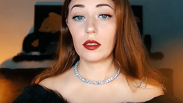 Snapshot of MissBeverlyMills chatting on 12, 10, 2025 MissBeverlyMills online show from 12, 10, 2025