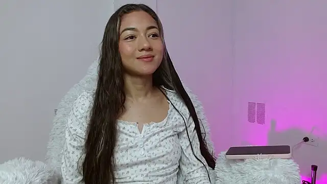 hantonella  online show from 14, 11, 2025