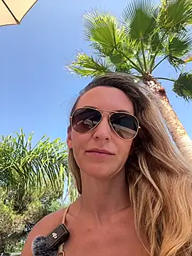 HerrinAnja online show from 18, 6, 2026