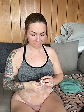 Snapshot of MaggieMayI89 chatting on 11, 3, 2026 MaggieMayI89 online show from 11, 3, 2026