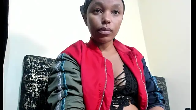 Snapshot of Missthigh chatting on 17, 6, 2026 Missthigh online show from 17, 6, 2026