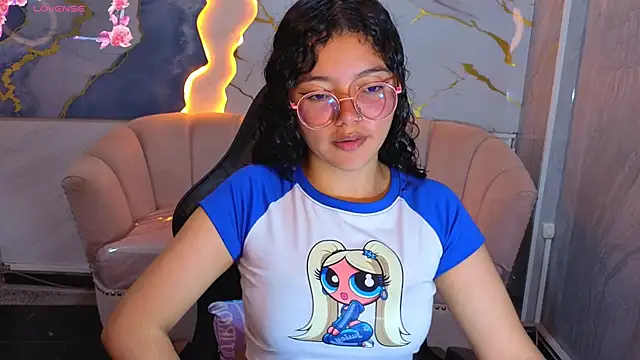 victoria castillo b online show from 2, 5, 2026