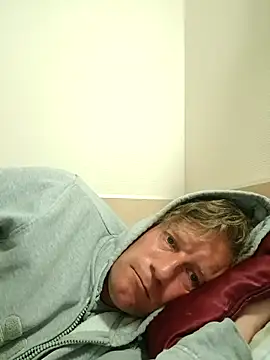 Snapshot of MArciQuarky chatting on 14, 9, 2025 MArciQuarky online show from 14, 9, 2025