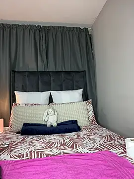 Kinkyy  online show from 28, 7, 2026