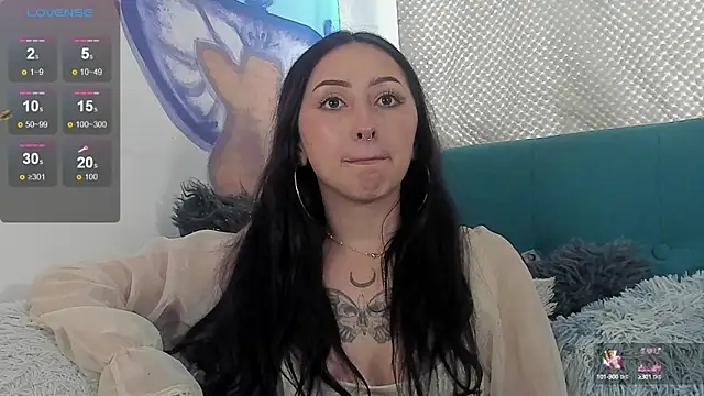 Snapshot of v1cky_ chatting on 10, 1, 2025 v1cky  online show from 10, 1, 2025