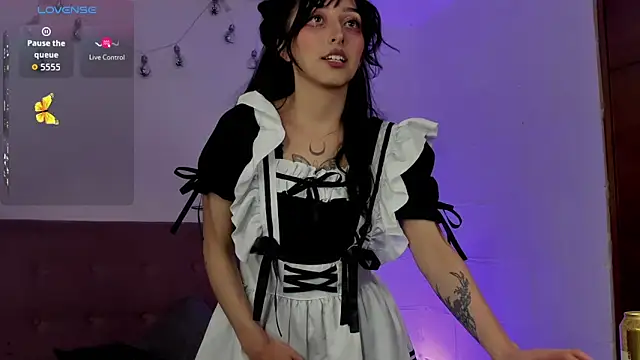 Snapshot of v1cky_ chatting on 1, 11, 2025 v1cky  online show from 1, 11, 2025