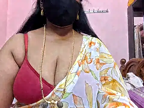 Snapshot of Pallavi-sri chatting on 14, 1, 2026 Pallavi-sri online show from 14, 1, 2026