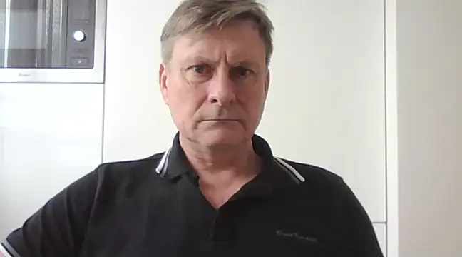 Snapshot of johnnym1 chatting on 3, 2, 2025 johnnym1 online show from 3, 2, 2025